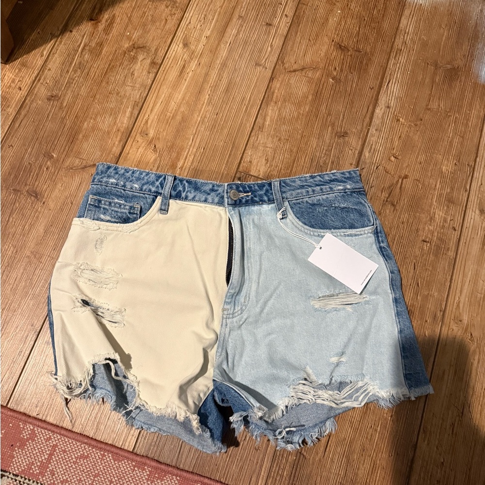 VERVET BY FLYING MONKEY Two-Tone Jean Shorts - Cream and Blue